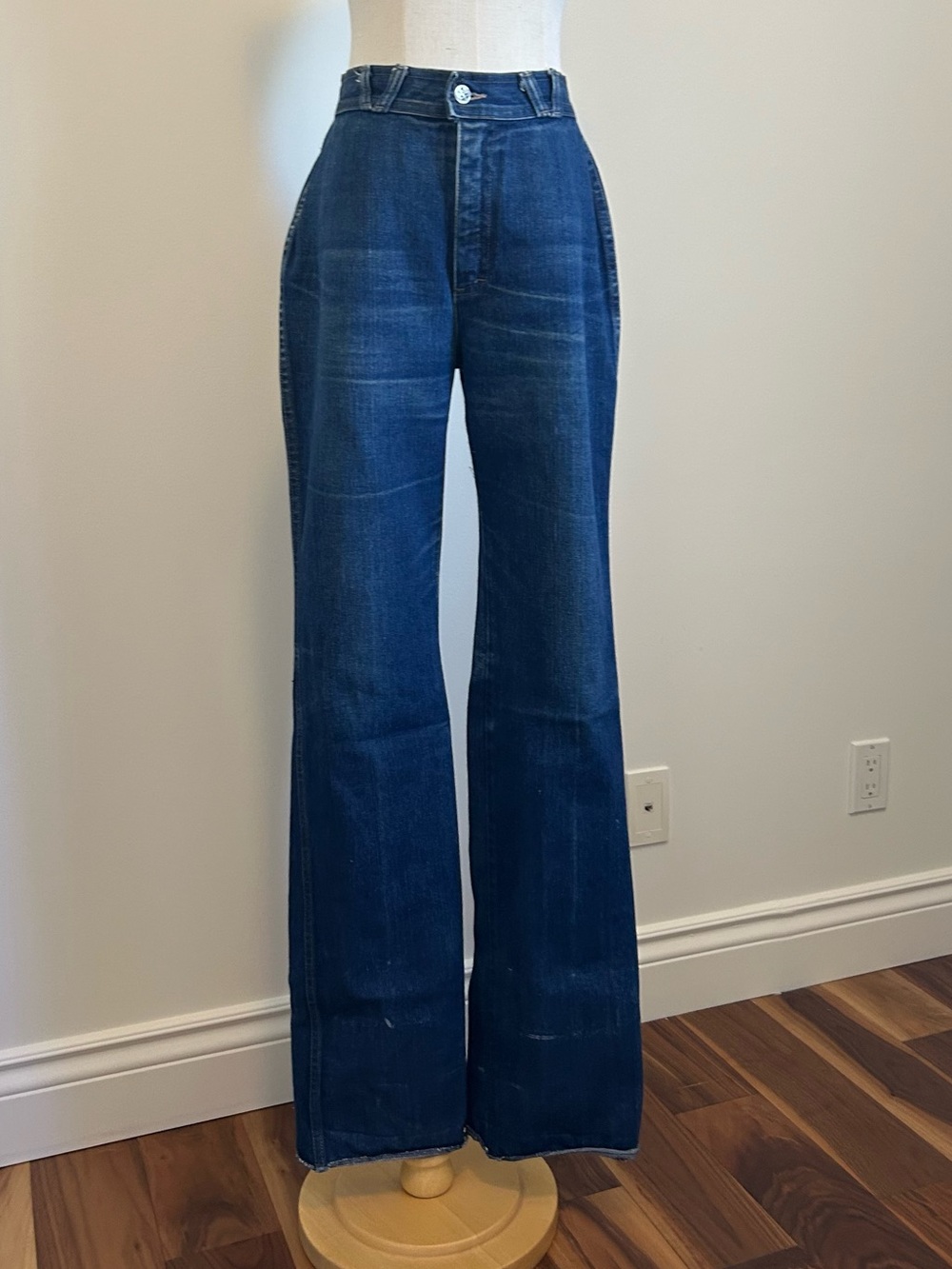 Vintage straight leg jeans